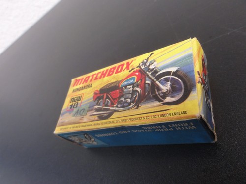 MATCHBOX LESNEY HONDARORA MOTORRAD Nr 18 Nr 15 - Bild 7 von 10