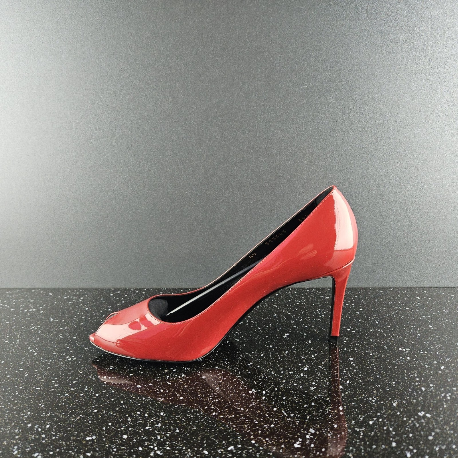 Decolte donna Saint Laurent Paris in vernice con tacco a spillo taglia EU 39 5