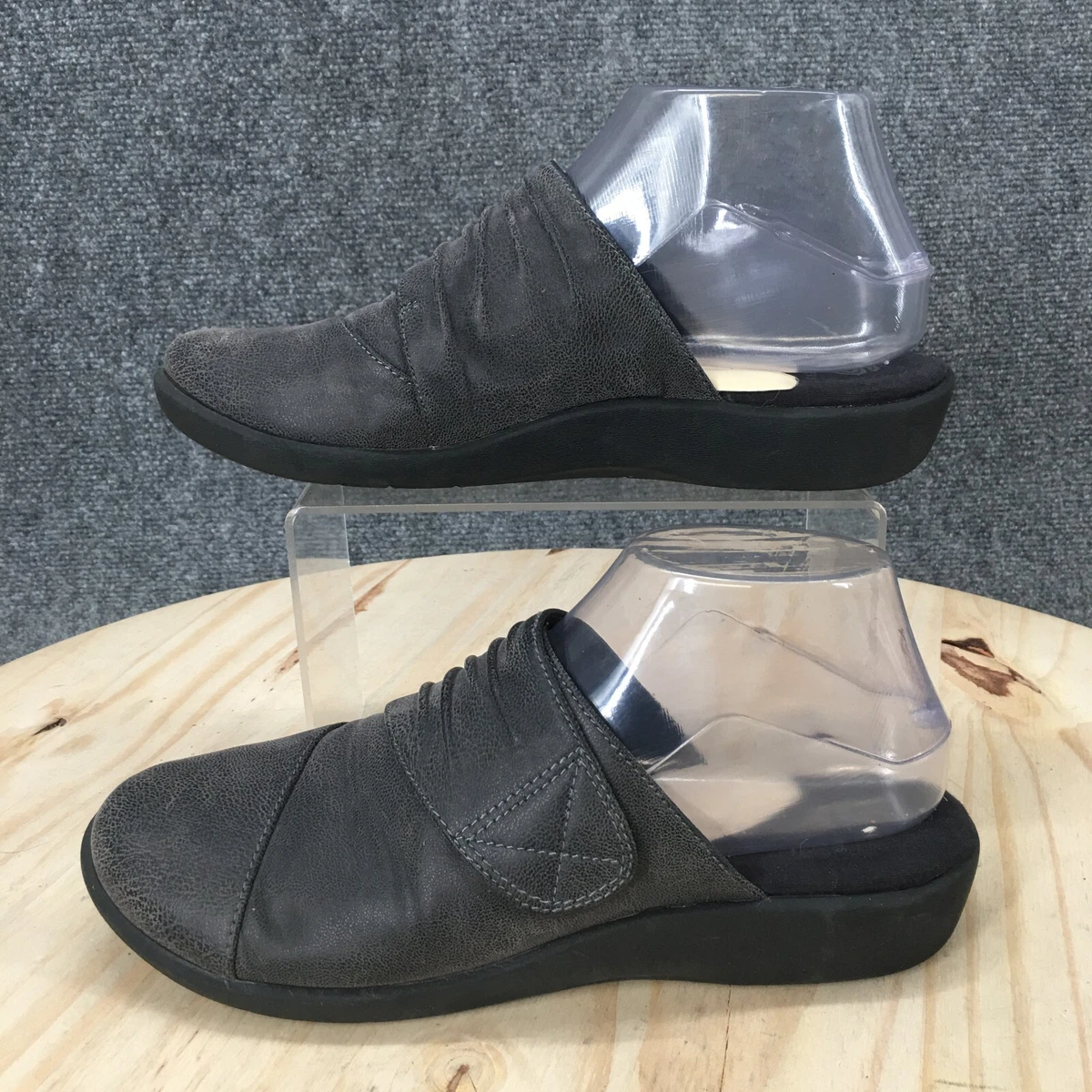 Clarks Cloudsteppers Shoes Womens 8 M Mule Clogs Grey Leather Slip On Flats