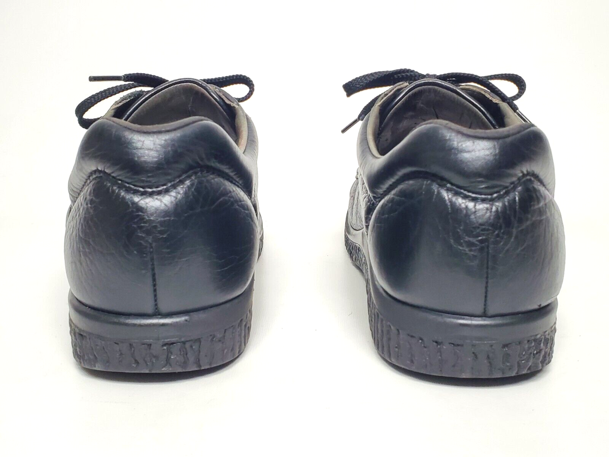 SAS PATHFINDER Handcrafted Black Tumbled Leather Moc Toe 