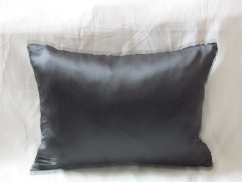 Designers Guild Velvet fabric Nabucco Cushions - Picture 58 of 58