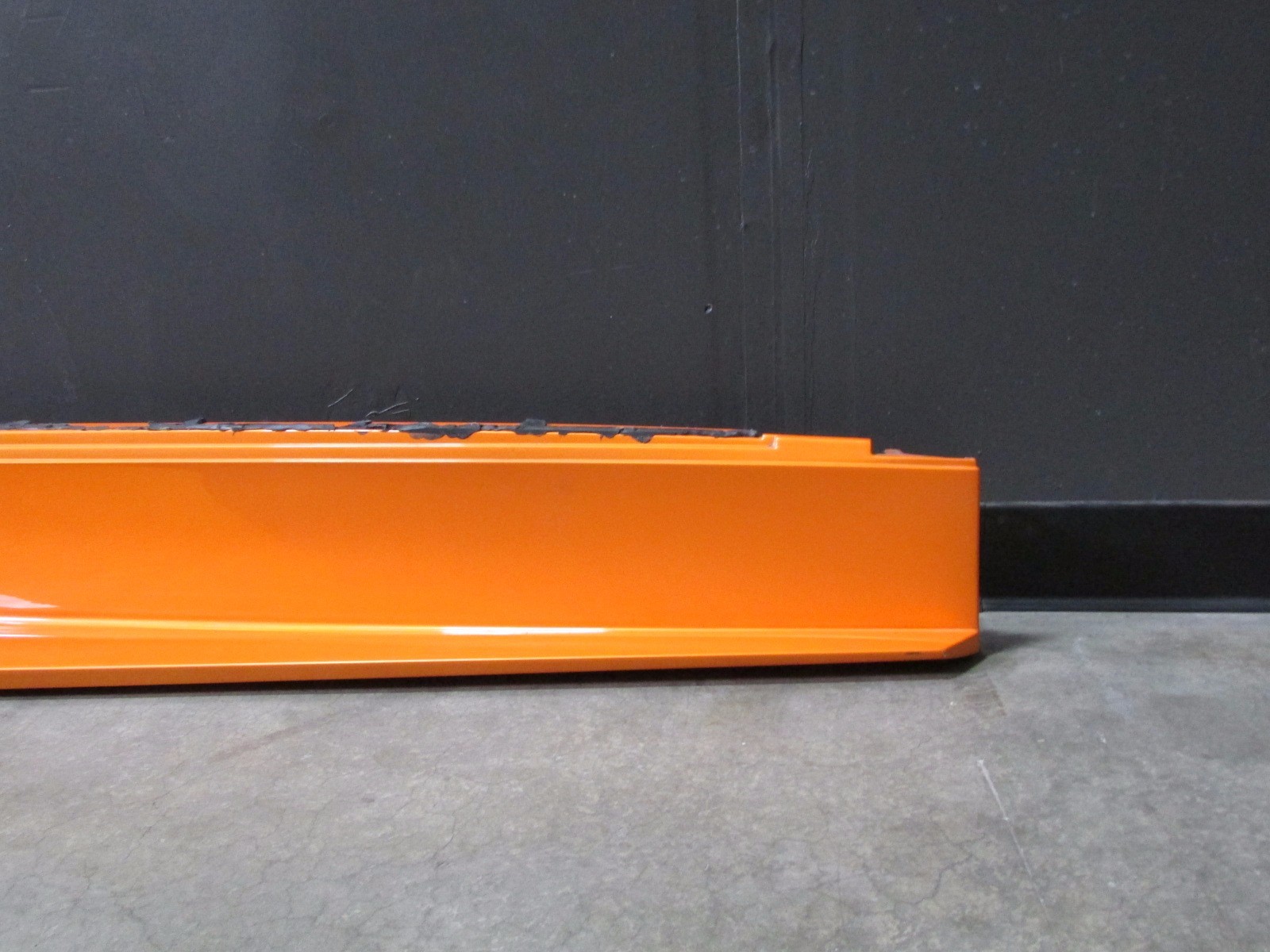 Lamborghini Murcielago, RH Rocker Panel, Side Skirt, Used, P/N 410809036