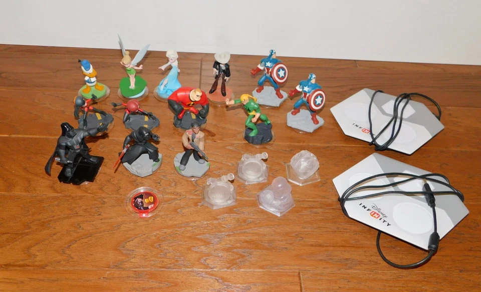 Disney Infinity LOTE 20 Figuras Portal 2.0 3.0 Star Wars Marvel Increíbles++ Foto 3 de 4