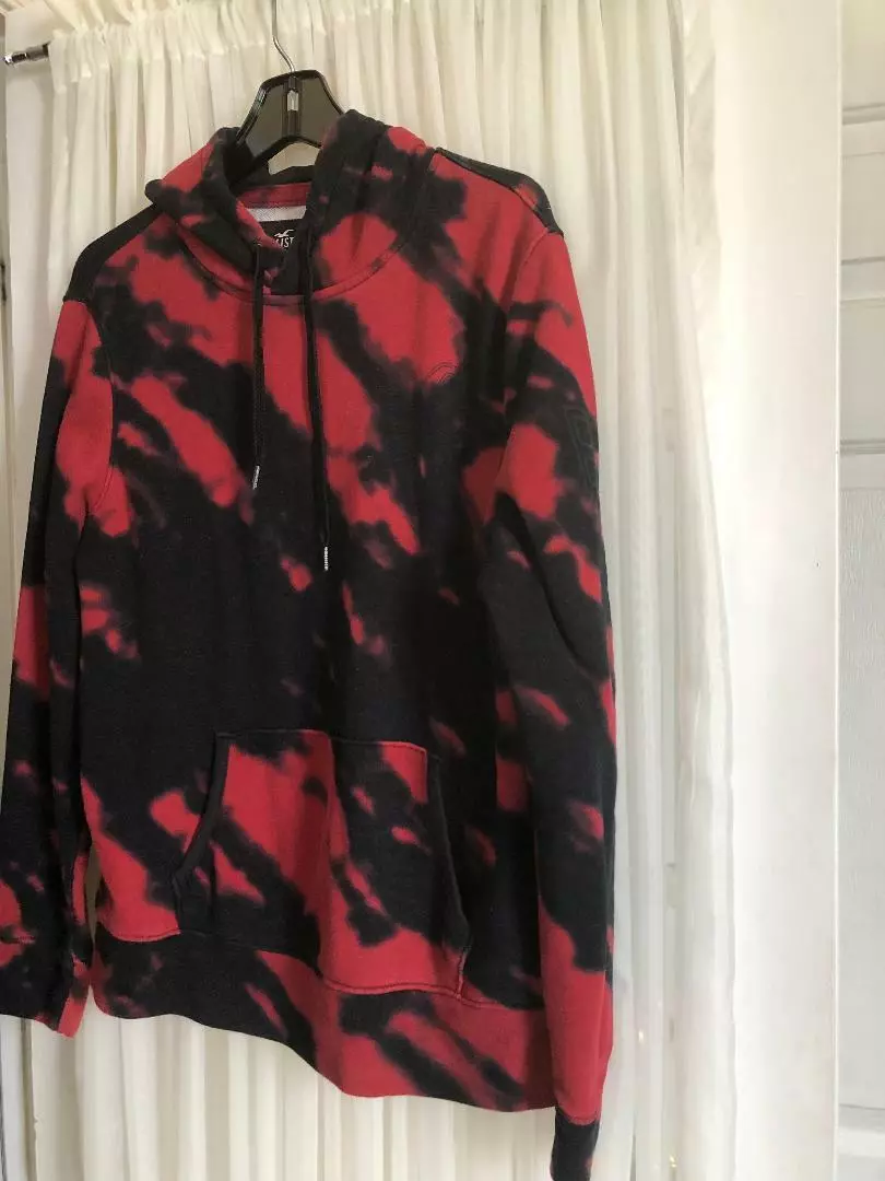 Red and deals black hollister hoodie