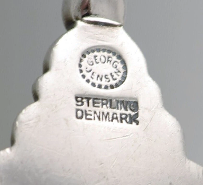 Cuchara salsa Georg Jensen Acanthus en plata de ley. Foto 4 de 4