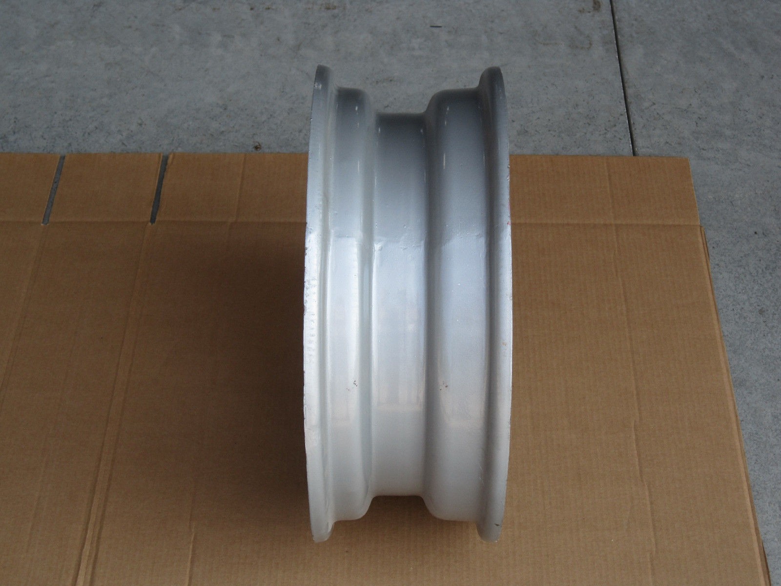 Mf 65 Wheel Rim 2 WHEEL RIMS 5.5X16 FOR MASSEY FERGUSON MF TO-20 TO-30 TO-35 INDUSTRIAL ...