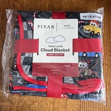 Little Sleepies Disney CARS Piston Cup Cloud Blanket Lightning McQueen