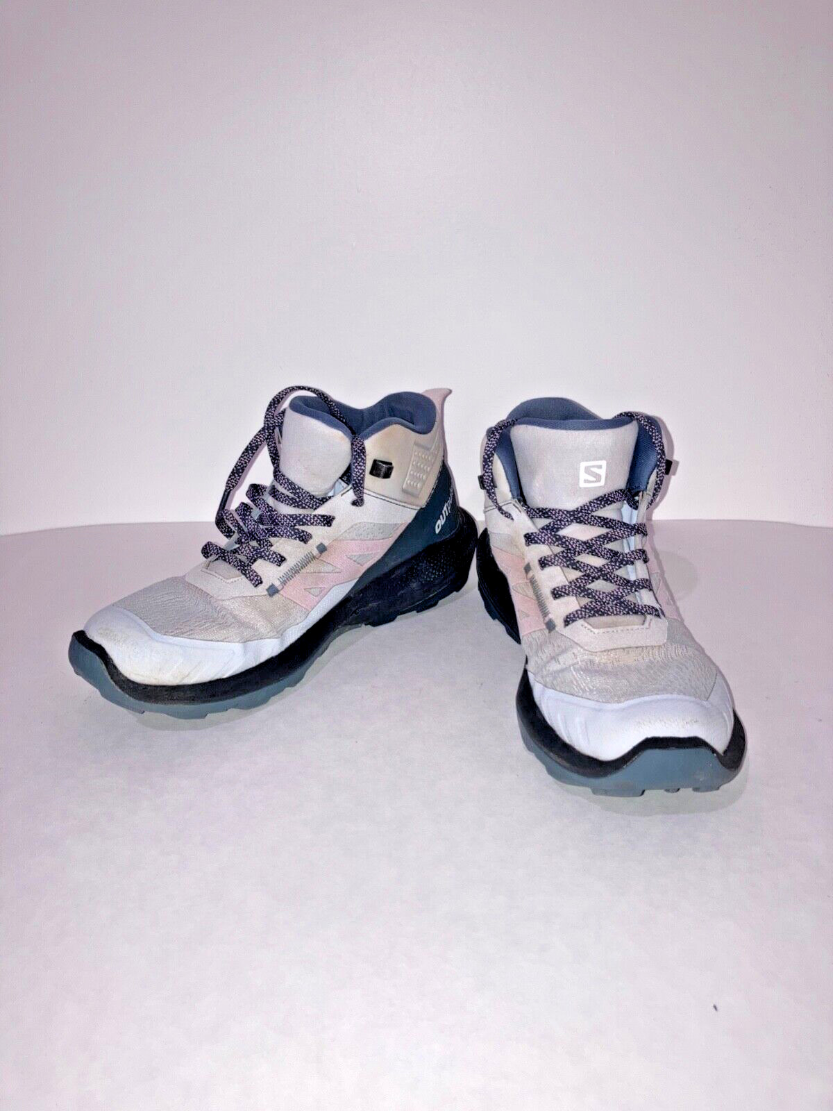 Salomon Women's OUTPULSE Mid GoreTex Hiking Boots Ar… Gem