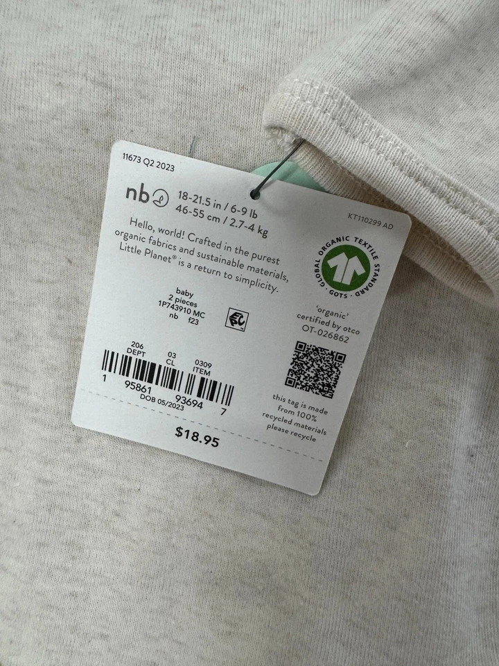 Little Planet Di Carter's Organic Baby Set Bodysuit E Pantaloni - NB - Immagine 3 di 3