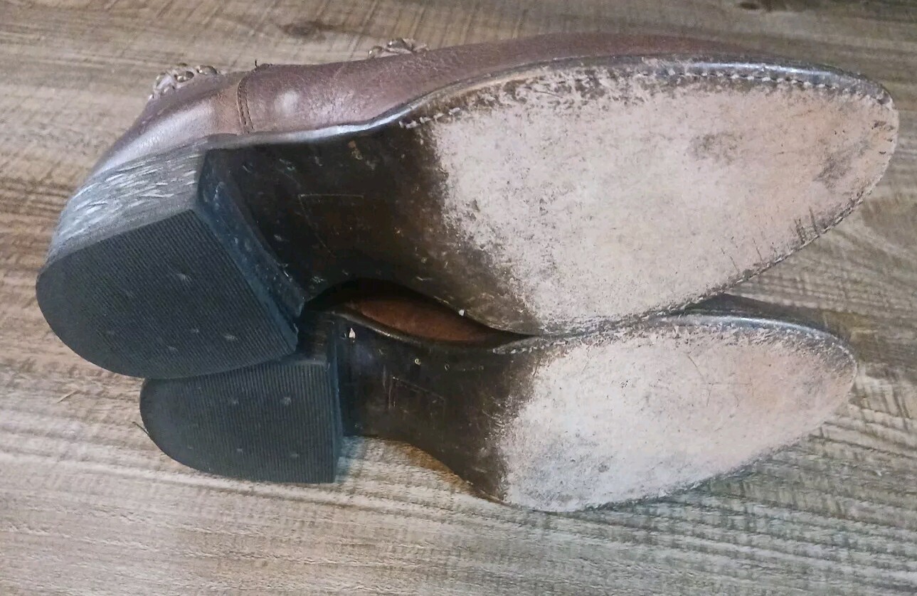 Picture 9 of 12