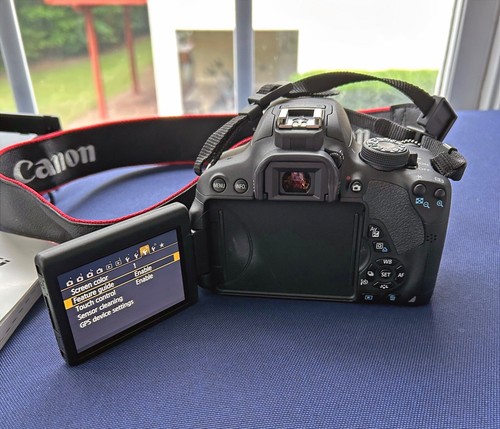 NEW! Canon EOS Rebel 700D T5i DSLR Camera EF-S 18-55mm Lens w/ Camera Bag - Picture 4 of 5
