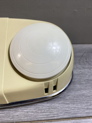 Vintage Dr. Scholls Electric Dual Foot Vibrating Massager No. 411 - Color Cream - Picture 3 of 11