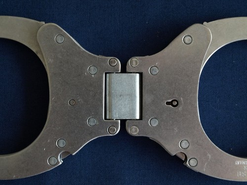 Original CLEJUSO Handschellen Nr. 19r - Handschellen mit Scharnier - NEU - Bild 4 von 4