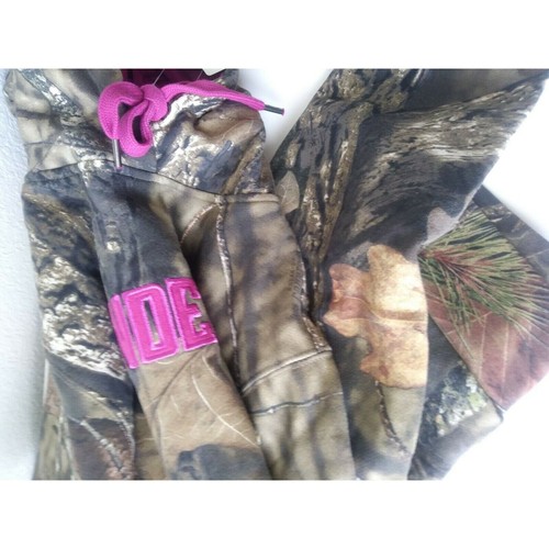 Gander Green Camo Sweatshirt Hoodie Women size Medium Pink Logo Spell Out NWT - Picture 6 of 9