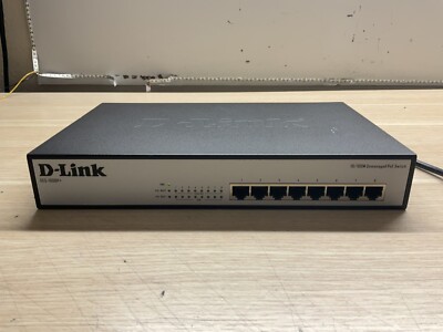 D-Link DES-1008P+ 10/100M PoE Switch/JUA627