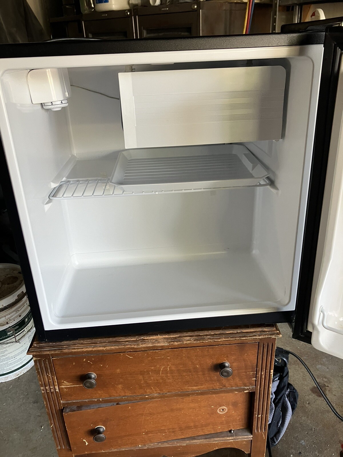 BLACK+DECKER Compact Refrigerator Energy Star Single Door Mini Fridg