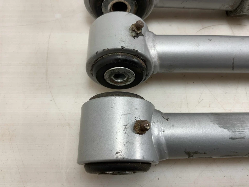 Juego de brazo de control corto ajustable Jeep TJ Wrangler Aftermarket 1997-2006 039612 Foto 2 de 4