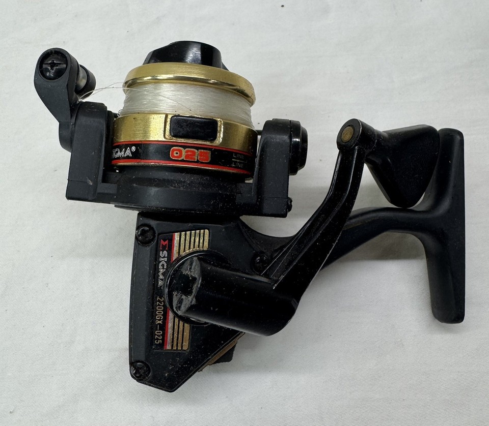 Shakespeare Sigma 2200GX 025X Spinning Reel In Box Ultra Light Fishing ...