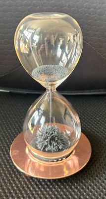 Magnetic Sand Hourglass 30 Second Timer 6'' Glass w/ Copper Base Desk Decor