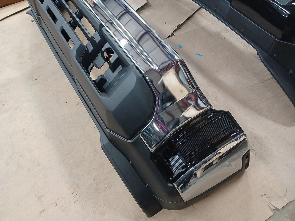 Parachoques delantero GMC Sierra 2500 2024 3093278 Foto 2 de 4