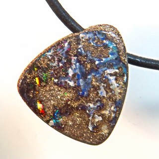 29.6c AUSSIE QLD BOULDER OPAL SIDE DRILLED SURF PENDANT OCA19565