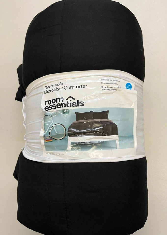 Room Essentials Full/Queen Lofty Microfiber Comforter, New - Image 4 of 4