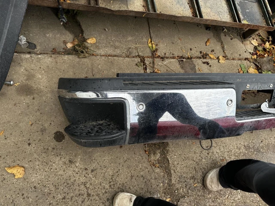 (LOCAL PICKUP ONLY) Rear Bumper Step Chrome Bumper Fits 15-19 SIERRA 2500 PICKUP - Image 4 of 4
