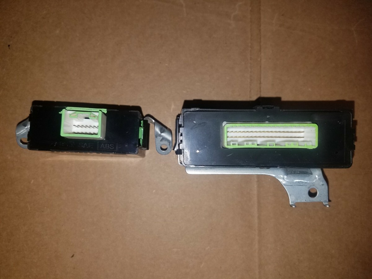 LEXUS LS430 リアシートポジションコントロールコンピューターモジュール 01-03 LEXUS LS430 ENGINE COMPUTER KEY ECU ECM DOOR TRUNK CYLINDER