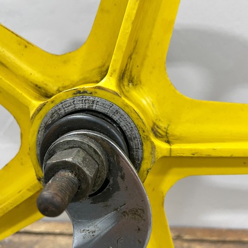 Troxel Trackmaster BMX Rear MagYellow Old School BMX Wheel Shimano MX OG 70s 20" - Picture 8 of 17