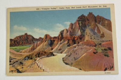 Vintage Linen Postcard ~ Vampire Valley Cedar Pass ~ Bad Lands South Dakota SD