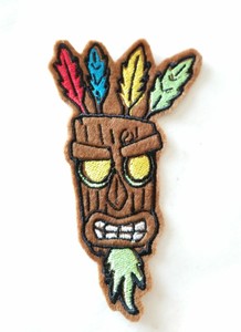 aku aku crash bandicoot mask iron on patch 120mm x 70mm ebay