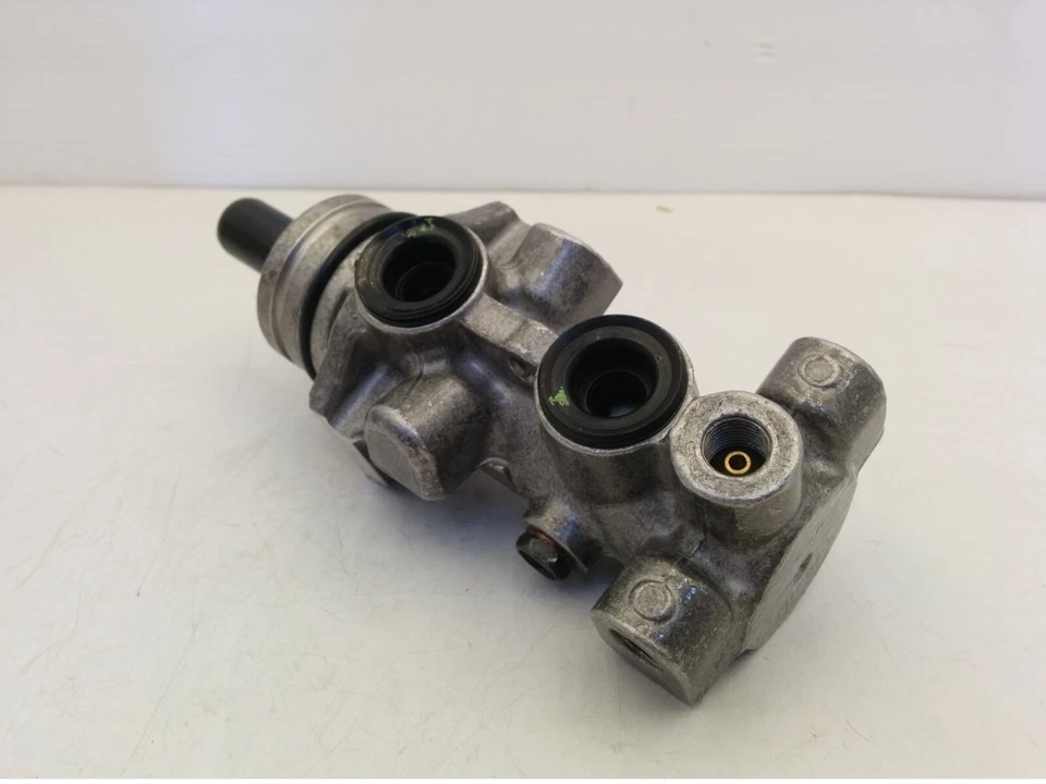 PARTS MASTER 10-3076 MASTER CYLINDER, NIB - Image 3 of 4