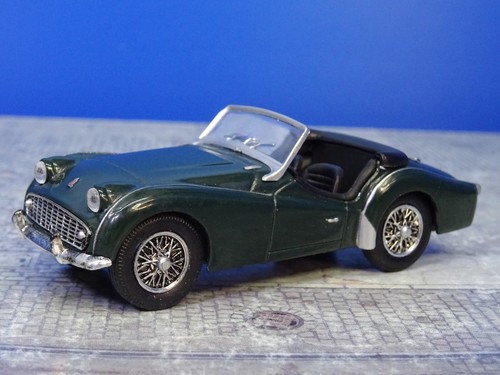 Del Prado 1:43 Triumph Subaru MB Alfa Audi BMW Renault VW Lamborghini VF 415-427 - Bild 2 von 79
