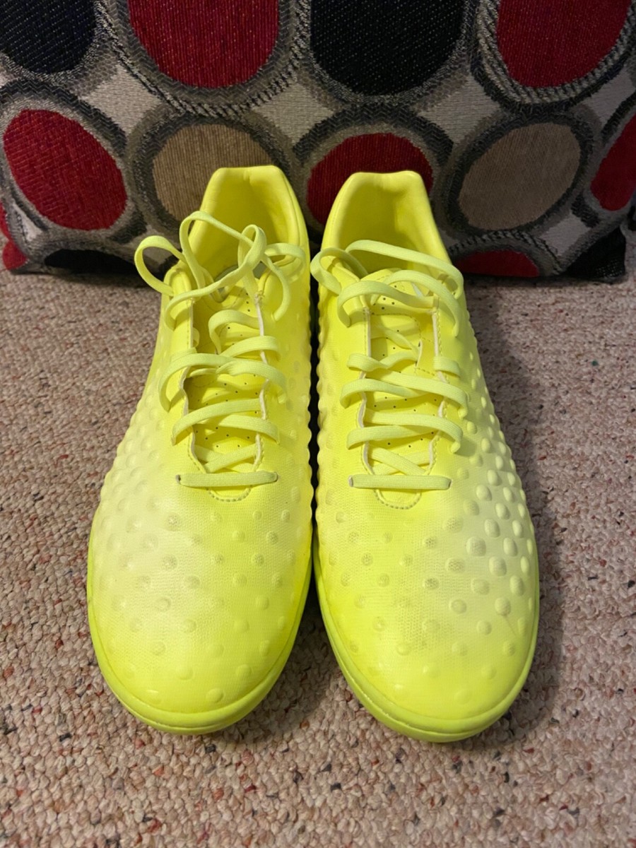 NIKE MACISTAX SIZE 12 ADULT INDOOR SOCCER CLEATS | eBay
