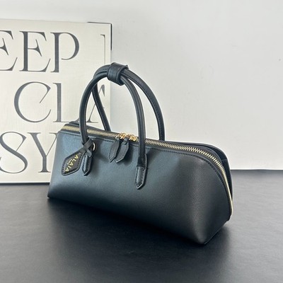 Alaïa Smooth Leather Asymmetric Triangle Bag Black Top Handle Satchel28×11×10cm