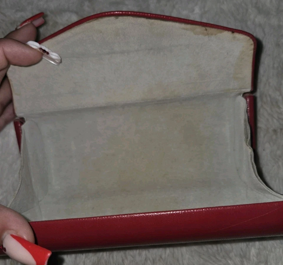 Valentino Rojo Duro Gafas de Sol Estuche Magnético Cierre a Presión Cuero 6.5” Foto 3 de 4