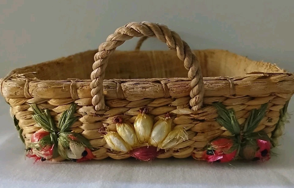 Vtg Wicker Basket Tray Raffia Fruit Floral Folk Art Boho Cottagecore Farmhouse - Image 4 of 4