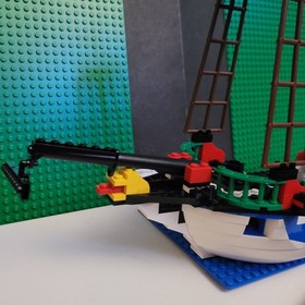 LEGO Armada Flagship 6280 Bow Hull Stern (240 Pieces Total) (1996) Legos VTG 