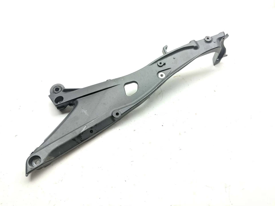 Soporte de montaje de guardabarros trasero 12 13 Honda VFR1200 DCT (A) Foto 3 de 4