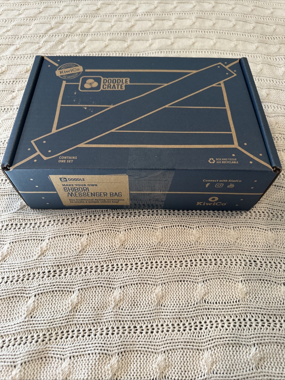 Kiwi Co. UNOPENED Shibori Messenger Bag Doodle Crate Box Craft Kids