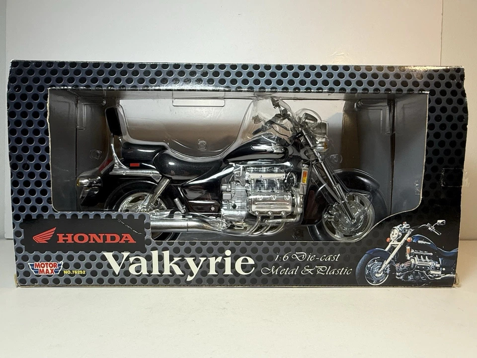 Honda Valkyrie Motor Max Diecast Model 1/6 1:6 Motorcycle New Open Box - Image 2 of 4