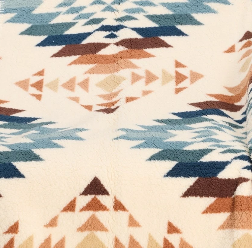 Pendleton Peak Canyon Sherpa Throw Blanket - 50x70” - Brand New with Tags - Image 2 of 4