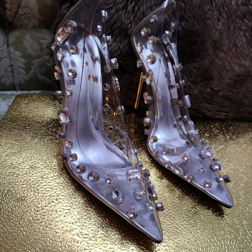 Size 10 Women's Silver Good American Diamonds Forever Heels Excellent Condition.