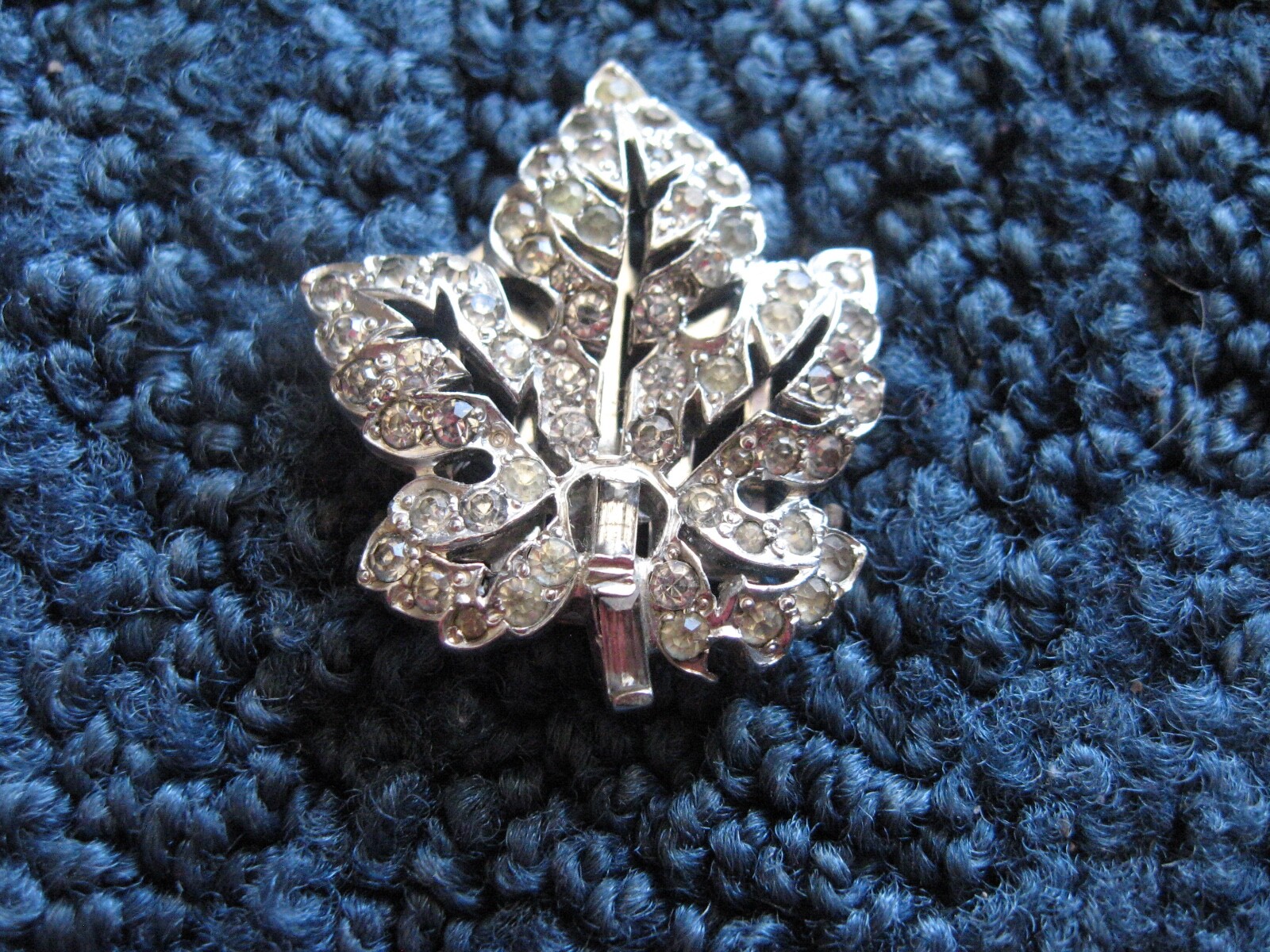 Trifari-Maple Leaf Dress Clip-Rhinestone and silv… - image 2