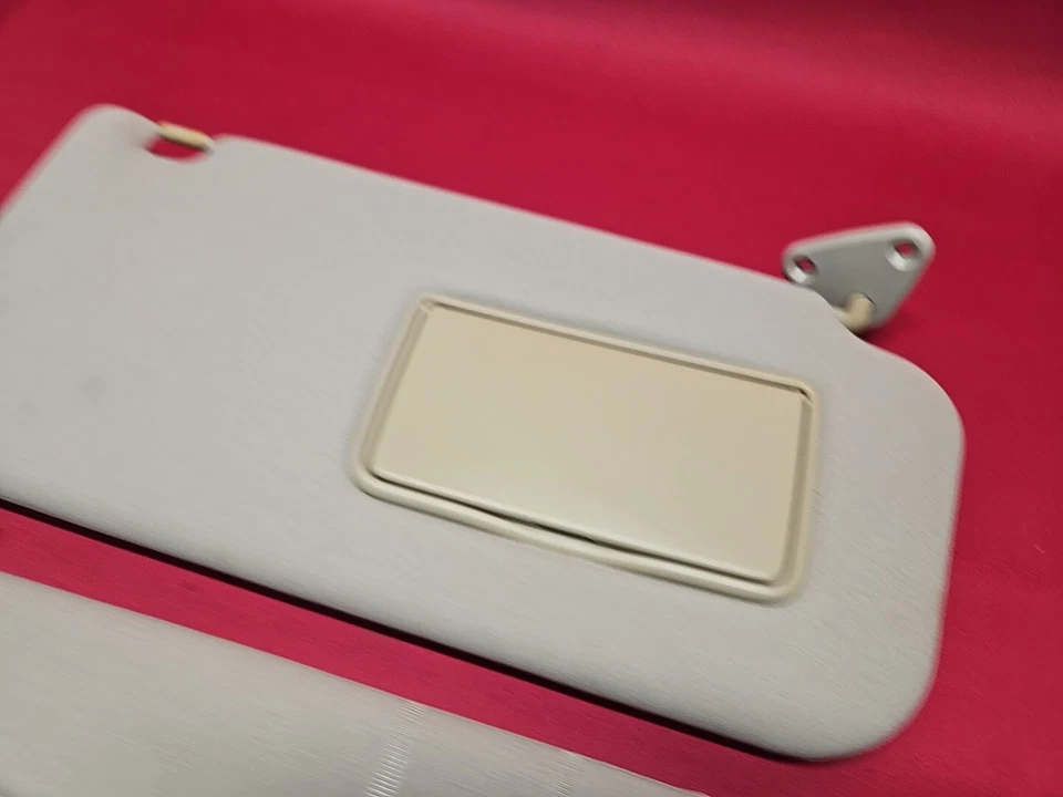 Mitsubishi Montero 2001-2005 juego de parasol izquierdo y derecho beige vinilo básico Foto 4 de 4