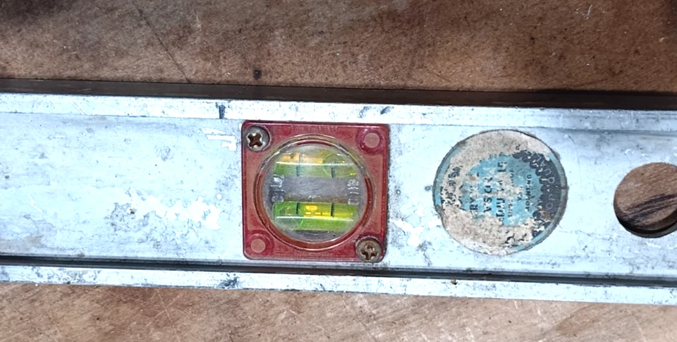 VINTAGE 1950's CRAFTSMAN 24" ALUMINUM LEVEL MODEL #3993-24" LEVEL - Image 3 of 4