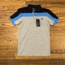 BNWT Fred Perry M36279 Short