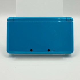 Nintendo 3DS region free Light Blue console / Charger / SD card