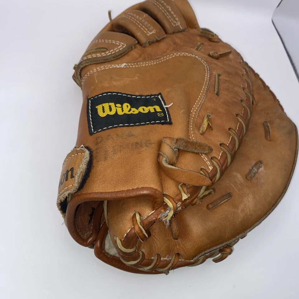 Guante de Softbol Wilson A9885 Optima Gold Series Guante de Receptor Derecho Buen Estado Foto 2 de 4
