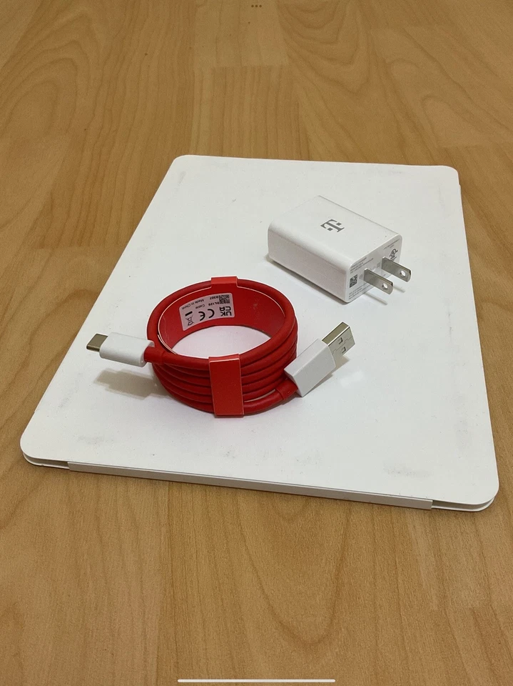 NEW Original Genuine OnePlus 9 Pro 5G OnePlus 8 & 8T 5G OEM 15W Type C  Charger - Image 3 of 4